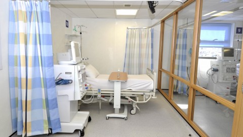 Stoke Mandeville Hospital - Renal Dialysis Unit